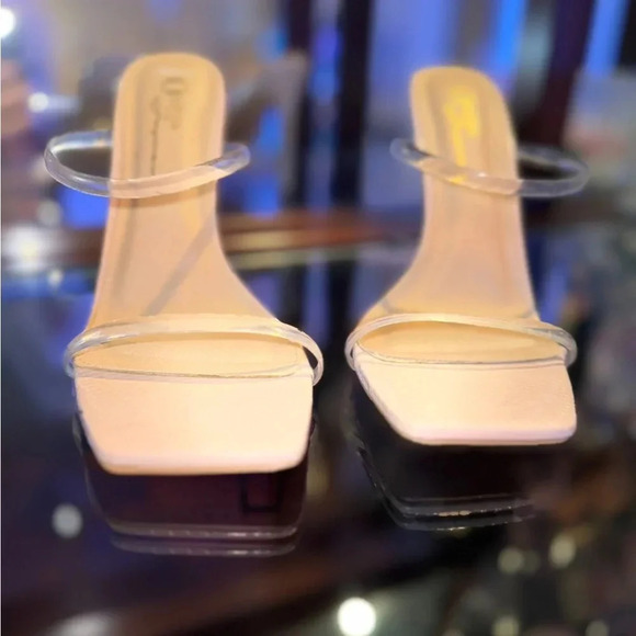 Olivia Jaymes Women's Clear Strap Stiletto Heels Open Toe Party Sandals size 7 - Picture 6 of 6